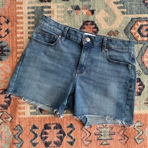 Daily Ritual Women's Denim Cutoff Short, Size 6